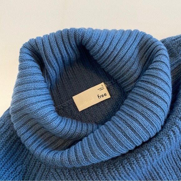 ARITZIA Wilfred Free Asianna Merino Wool Sweater - Picture 6 of 11